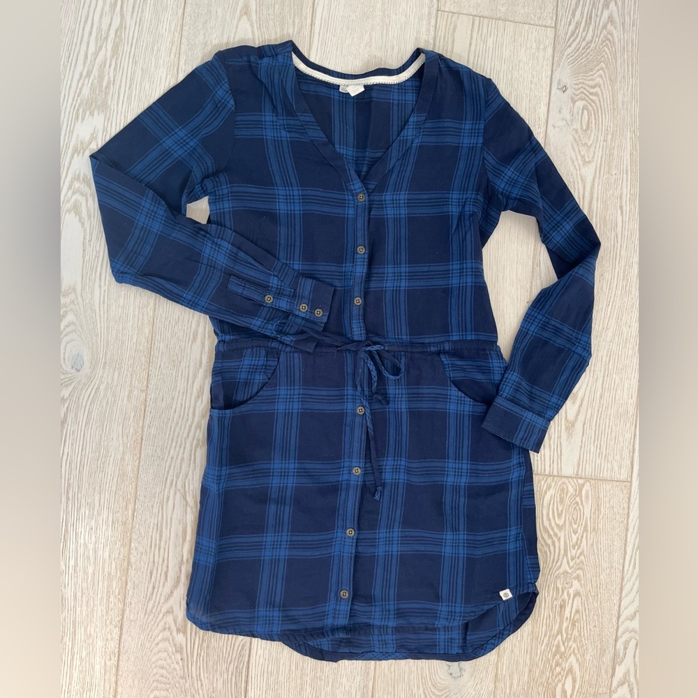 Element Eden size medium flannel dress.